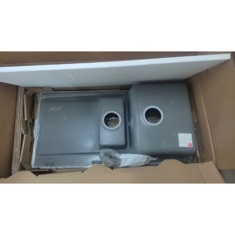 VÝPRODEJ Franke Maris MRG651,970x500 mm, fragranitový dřez, šedý kámen ZNEČIŠTĚNO VÝPRODEJ Franke Maris MRG651,970x500 mm, fragranitový dřez, šedý kámen ZNEČIŠTĚNO