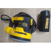 VÝPRODEJ DeWALT DWE6423 Excentrická bruska 125 mm, 280W PO SERVISU!!