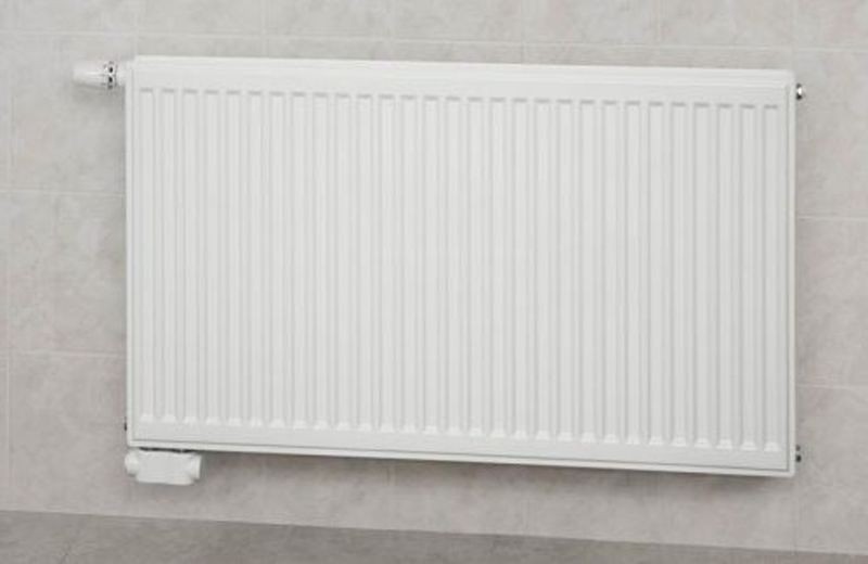 KORADO RADIK deskový radiátor typ VKL 22 400 / 600 22-040060-E0-10